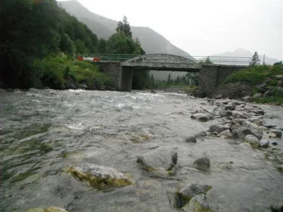 On attaque dessuite par le Rapide des Borels après le Pont amont du hameau